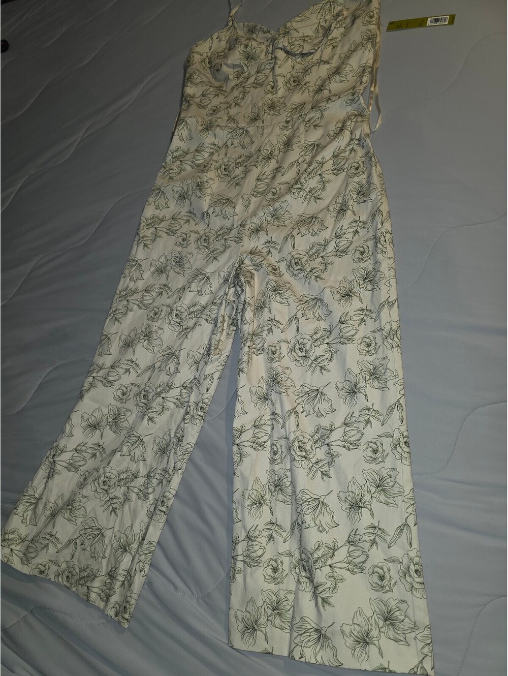 Gianni Bini Floral Wide Leg Jumpsuit Ivory Green Sz 6    Brand New With Tags